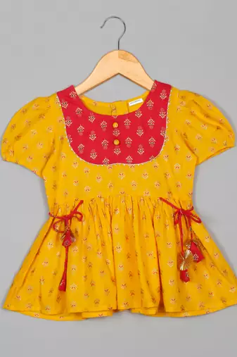 Saka designs girls foil printed yellow jhabla with magenta dhoti ensemble