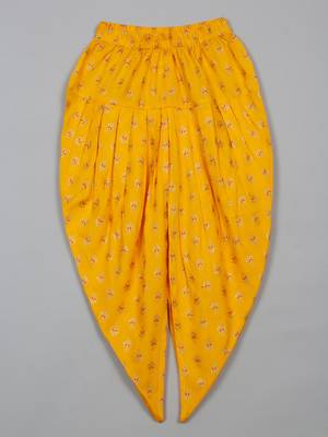 Saka designs girls foil printed peach jhabla with yellow dhoti ensemble 4
