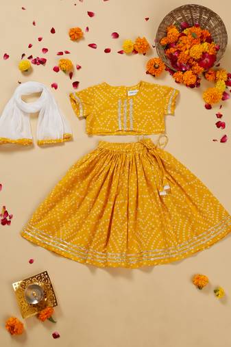 Saka designs girl's cotton printed round neck lehenga choli with dupatta - yellow