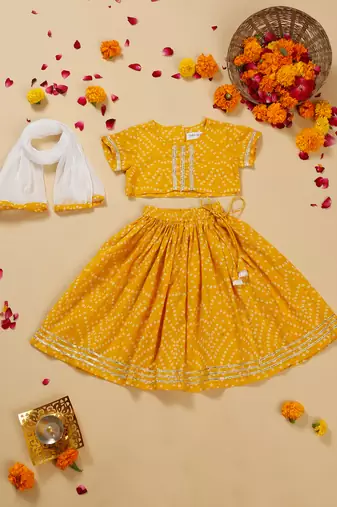 Saka designs girl's cotton printed round neck lehenga choli with dupatta - yellow