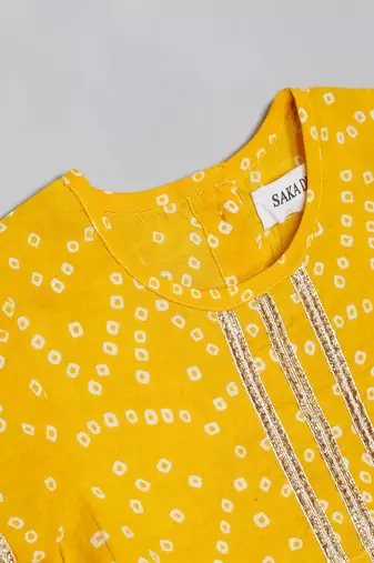 Saka designs girl's cotton printed round neck lehenga choli with dupatta - yellow