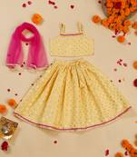 Saka designs square neck foil printed lehenga choli with dupatta for girl's - yellow