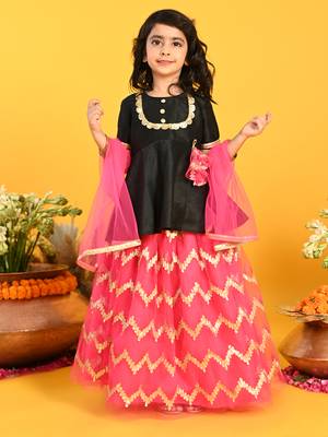 Saka designs girls embroidered lehenga and peplum choli with dupatta - black & magenta 1