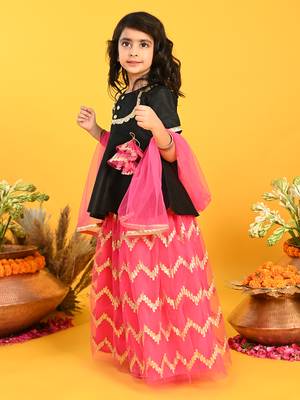 Saka designs girls embroidered lehenga and peplum choli with dupatta - black & magenta 2