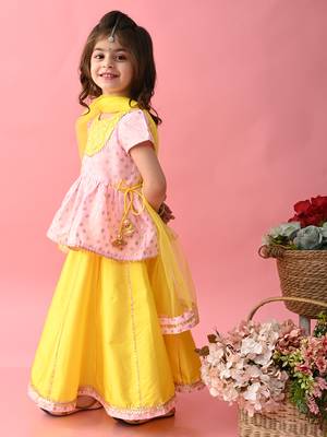 Saka designs girls printed lehenga choli with dupatta - yellow & pink 2