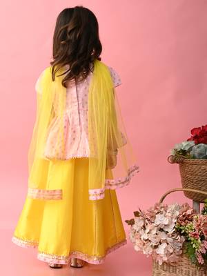 Saka designs girls printed lehenga choli with dupatta - yellow & pink 4