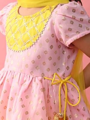 Saka designs girls printed lehenga choli with dupatta - yellow & pink 5