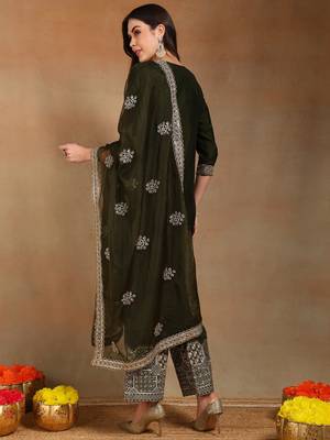 women olive silk blend solid solid straight kurta palazzos with dupatta 4