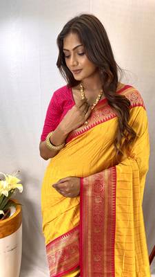 Yellow Kanchipuram Style Paithani Silk bland contrust border Saree With Blouse 2