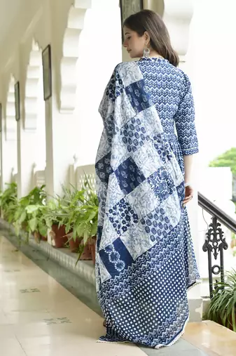 Floral printed regular pure cotton anarkali kurta with pyjamas & dupatta