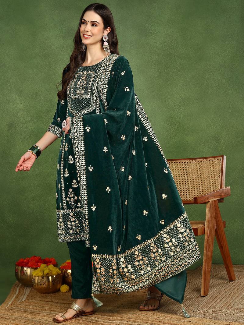 women green velvet ethnic motifs printed straight kurta trousers with dupatta