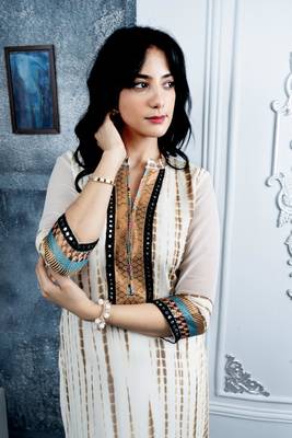 Nikhaa embroidered off white georgette straight cut kurta & 6