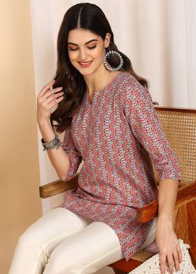 Maroon color cotton blend printed short kurti for women 2