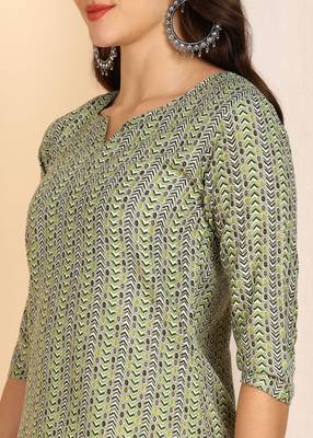 Green color cotton blend printed short kurti for women 3