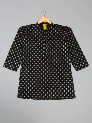 Saka designs boys black foil printed and beige pajama for boys 2