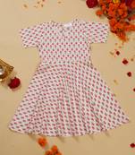 Saka designs girls' knee-length floral printed rayon kurta