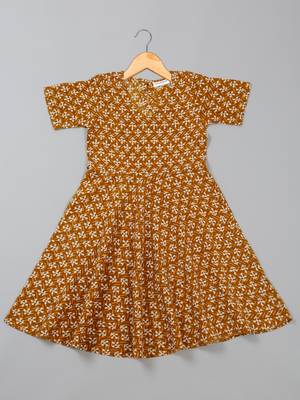 Saka designs girls' knee-length floral printed rayon kurta 2