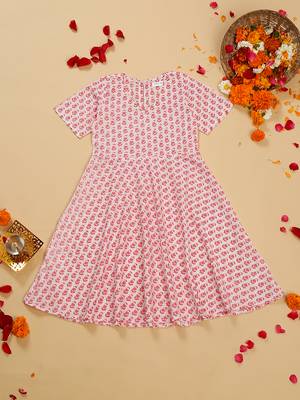 Saka designs girls cotton printed v-neck knee-length half sleeves a-line kurta - pink 1