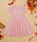 Saka designs girls cotton printed v-neck knee-length half sleeves a-line kurta - pink