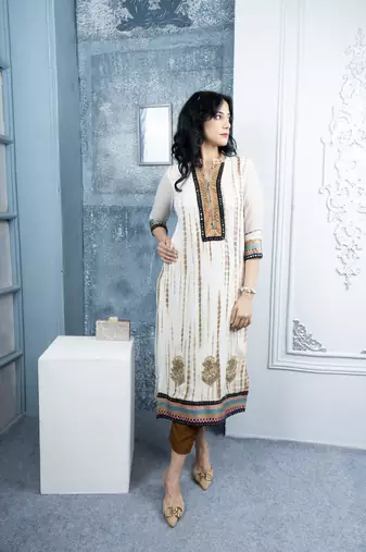 Nikhaa embroidered off white georgette straight cut kurta & pants set
