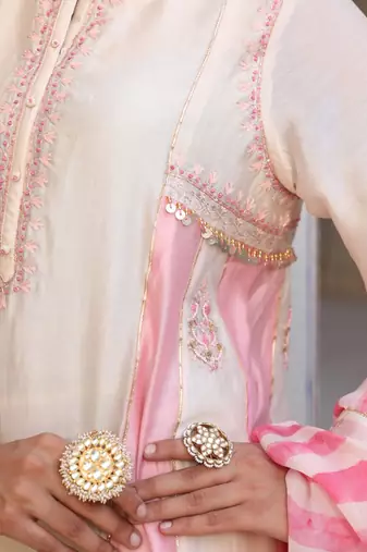 Mishthi Kali Suit Set in Ivory & Pink with Pitta Handwork