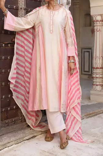 Mishthi Kali Suit Set in Ivory & Pink with Pitta Handwork