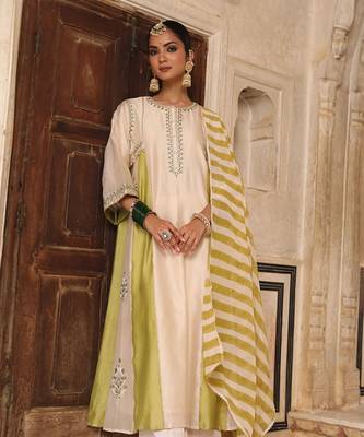 Mishthi Kali Suit Set in Ivory & Green with Pitta Handwork 3