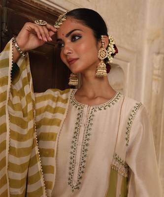 Mishthi Kali Suit Set in Ivory & Green with Pitta Handwork 4