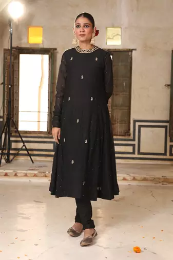 Siyaah Kali Suit Set in Black with Mukaish Zardosi Handwork