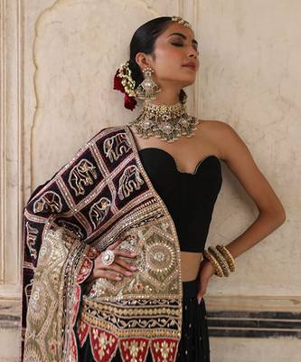 Masha Lehenga Set in Black with Zardosi Handwork 4