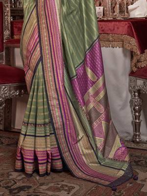 Soft silk stripped patola saree for women (mehendi) 3