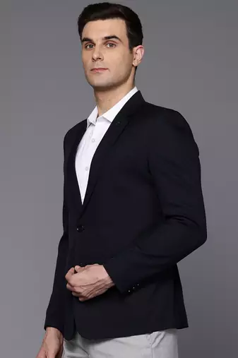 navy blue single-breasted slim fit solid blazer