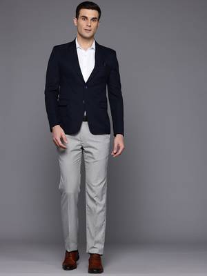 navy blue single-breasted slim fit solid blazer 5