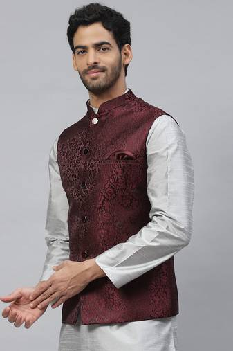 Men maroon jacquard nehru jacket with floral weave design