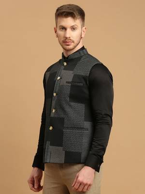 Dark grey knitted geometic jacquard nehru jacket 2