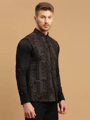 Black knitted leaf and stripe print nehru jacket 3