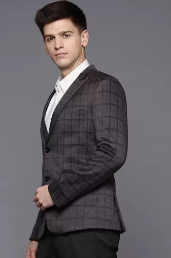 dark grey single-breasted slim-fit blazer with blue and black two-tone checks