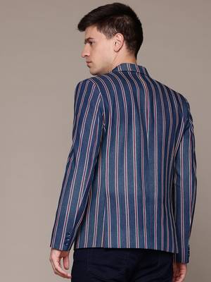 single-breasted slim-fit blue denim blazer with red and white stripes 4