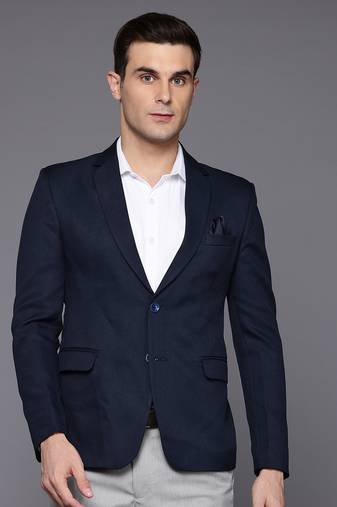 Men's navy blue single-breasted slim-fit formal blazer with floating canvas technology