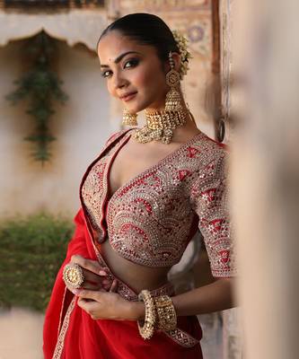 Laal Surakh Saree in Red Organza with Marodi Handwork 2