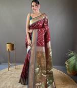 Maroon banarasi style Zikzak silk bland contuest pallu Border saree with Blouse