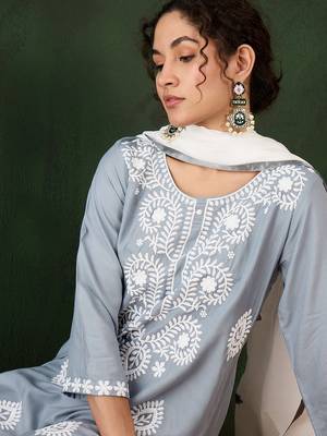 grey lucknowi chikankari rayon straight kurta pant set with chanderi dupatta 4