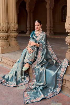 Blue silk organza jacquard woven with heavy embroidery work lace border with embroidery blouse saree with blouse 4