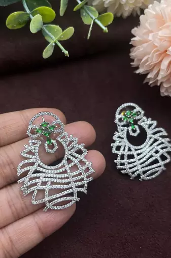Hot selling green pave cz diamond earrings
