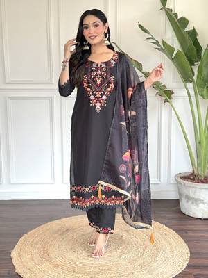 Black Embroidered Chanderi Straight Kurta, Pant and Dupatta Set 1
