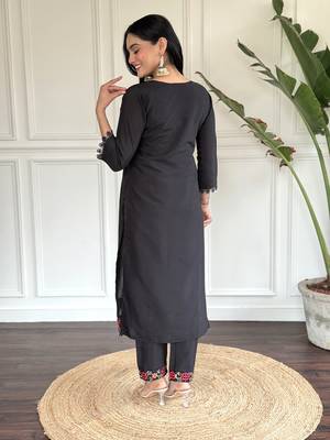 Black Embroidered Chanderi Straight Kurta, Pant and Dupatta Set 2