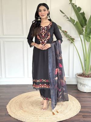 Black Embroidered Chanderi Straight Kurta, Pant and Dupatta Set 3