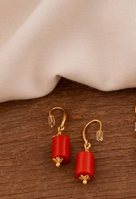 Two pairs of earrings coral, swarovski pearl 3