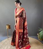 Mahendi Oft Silk Saree With Beautiful Zig Zag Design With Zari Patta & Ikkat Weaving Pallu With Contrast Blouse