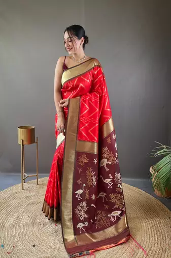 Red Soft Silk Saree With Beautiful Zig Zag Design With Zari Patta & Ikkat Weaving Pallu With Contrast Blouse